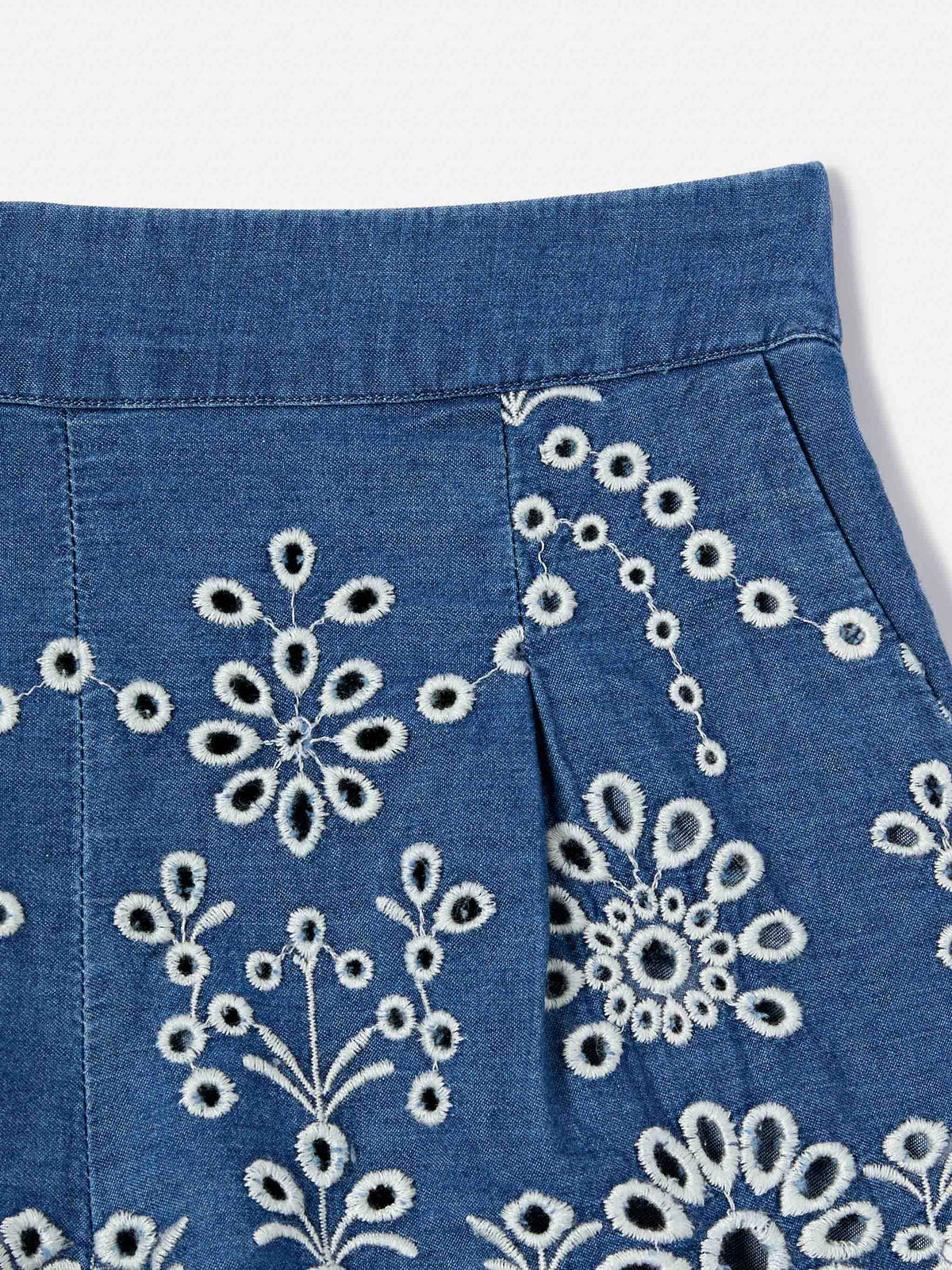 Amani Jr chambray shorts with embroidery