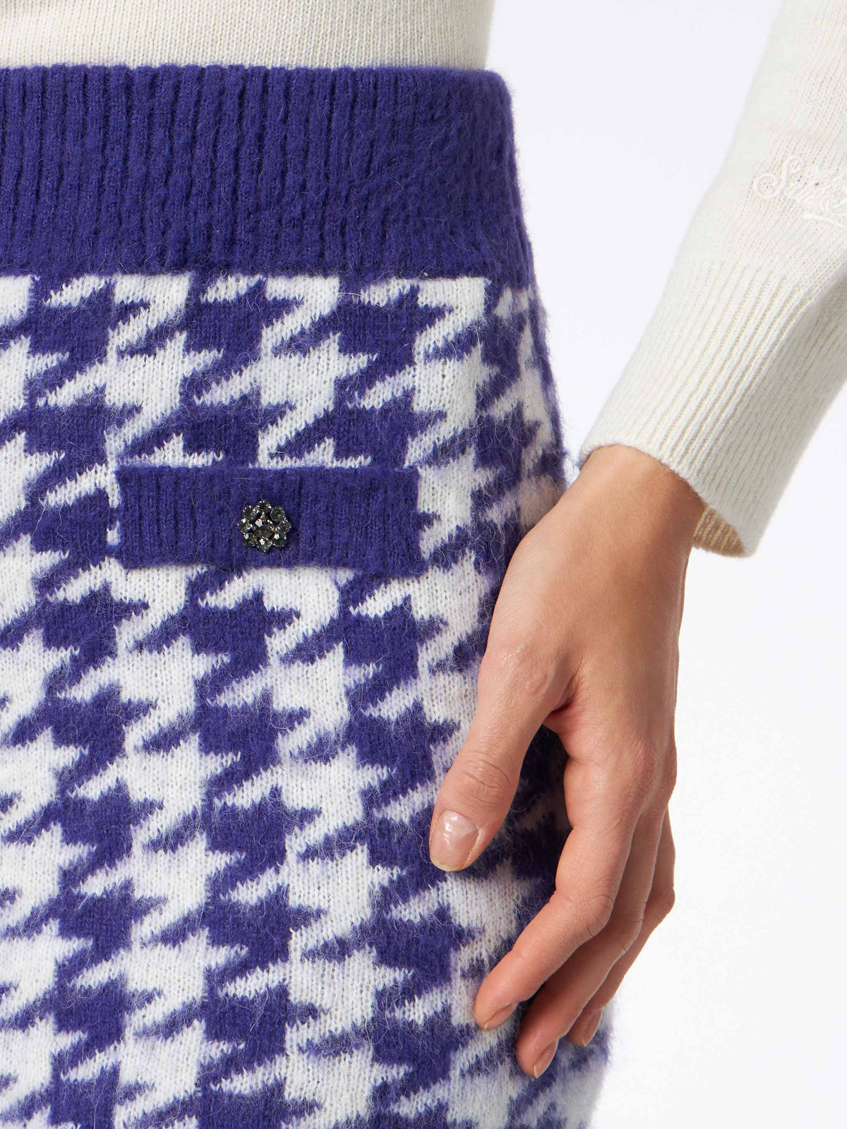 Purple Chatel knitted skirt with pied de poule pattern