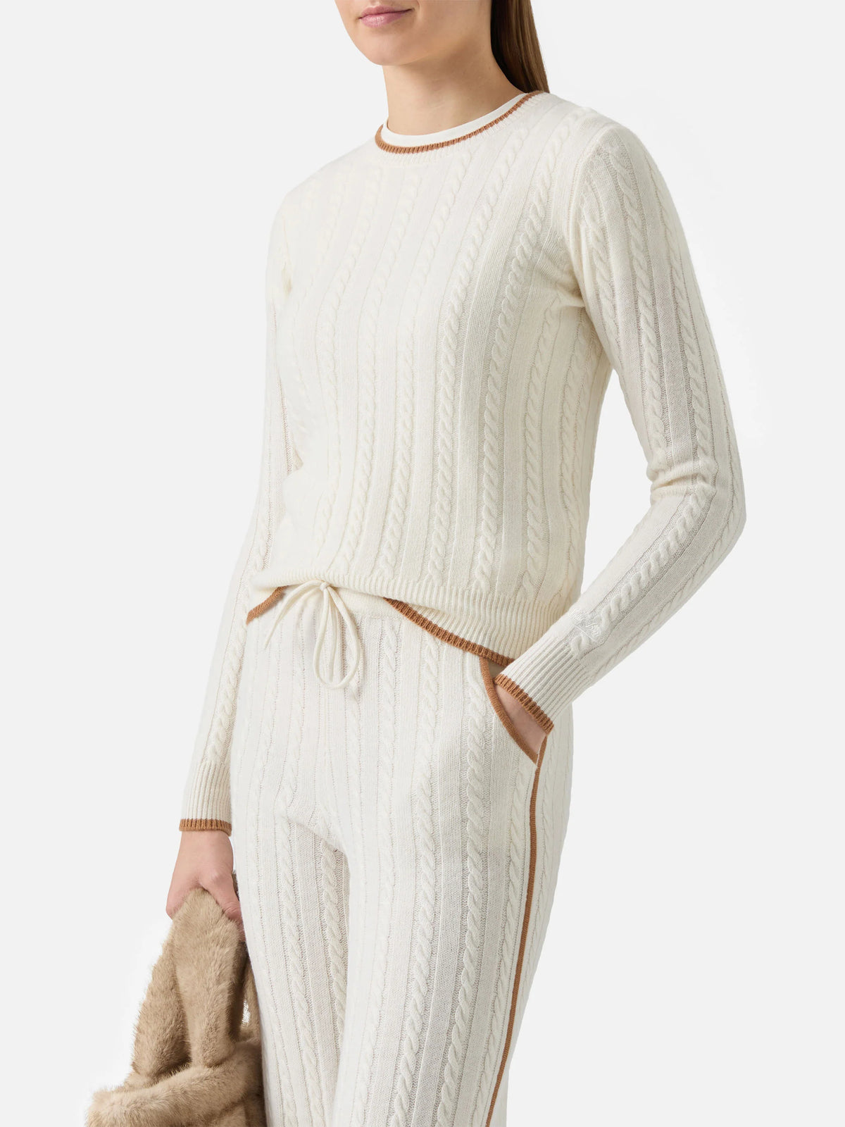 100% CASHMERE Sorbonne sweater in white